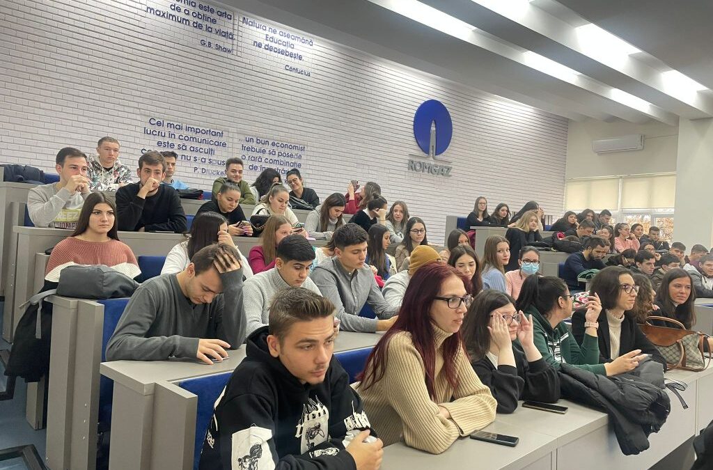 Amfiteatrul ROMGAZ din ASE, investiție pentru excelența în educație | InvesTenergy