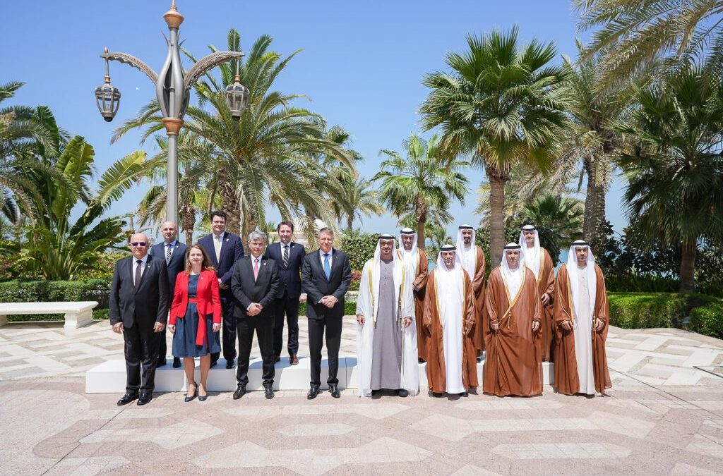 Hidroelectrica și Masdar vor realiza parcuri eoliene off-shore și parcuri solare flotante în România. Joint venture agreement, semnat în Abu Dhabi, în prezența președintelui Iohannis  | InvesTenergy