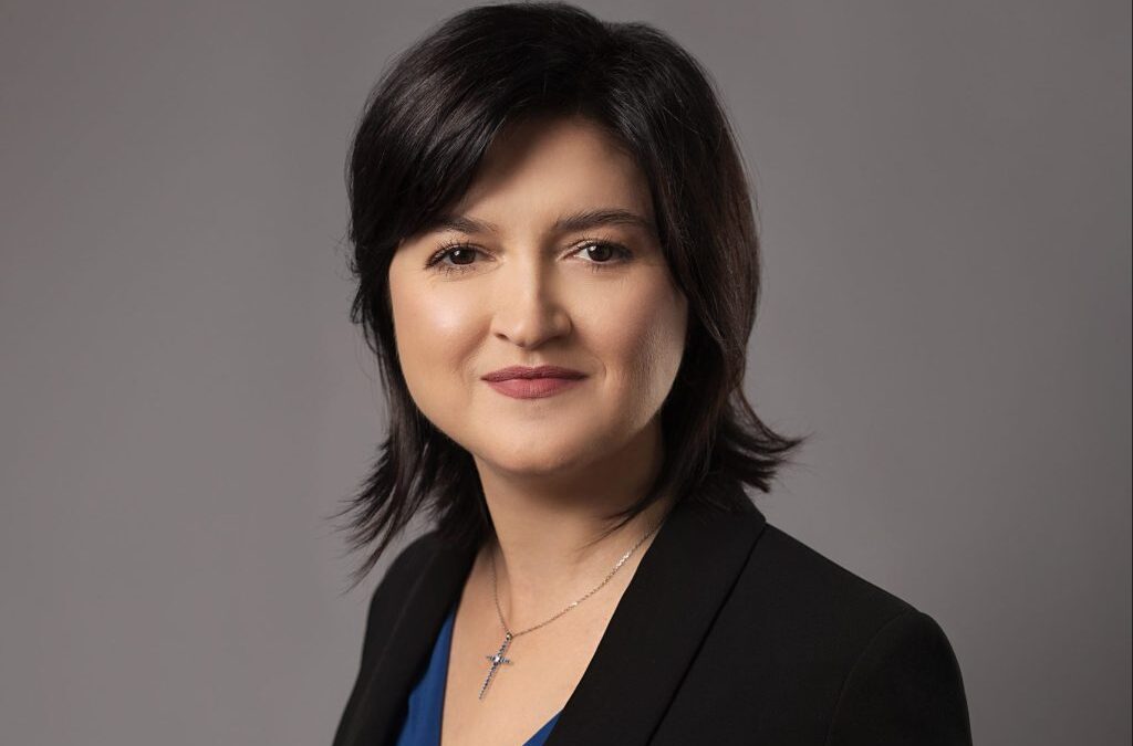 Andreea Mitiriță, PwC: Tranziția energetică și securizarea materiilor prime vor fi motoarele pieței de M&A în sectorul energiei | InvesTenergy