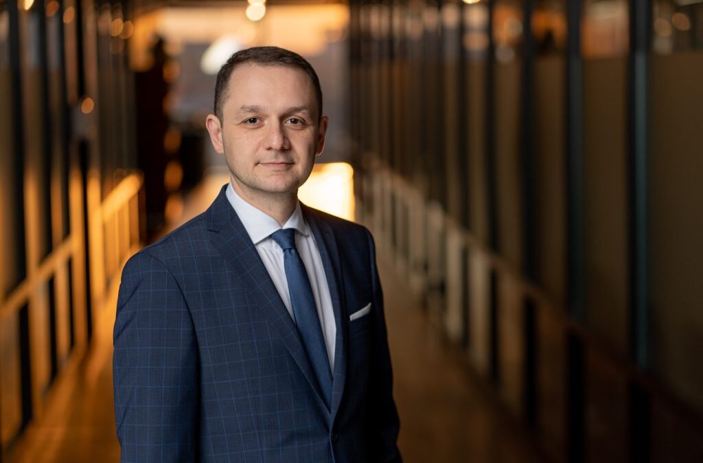 Chiriță rămâne Director General interimar al Electrica. Mandatul său a fost prelungit până la 31 august  | InvesTenergy