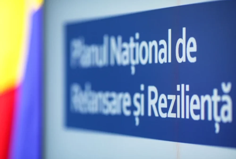 Se modifică PNNR și se introduce REPowerEU. MIPE propune vouchere pentru panori fotovoltaice și sisteme de stocare pentru clădiri rezidențiale. Se va îmbunătăți legislația pentru prosumatori, comunități energetice și sate autonome energetic  | InvesTenergy