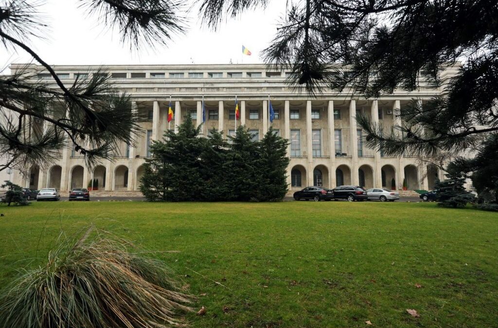 Guvern: Va fi constituit Comandamentul energetic de iarnă; va identifica disfuncţionalităţile ce pot apărea în sectorul de energie şi gaze naturale