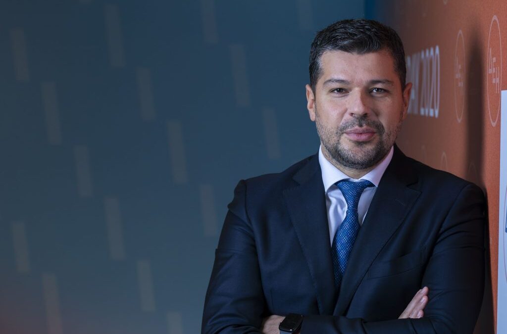 Grupul PPC în 2025: investiții de 2,8 miliarde euro, 87% din buget – direcționat către energie regenerabilă, flexibilitate și rețele. Capacitatea RES ajunge la 7,2 GW, cu alte 3,7 GW în dezvoltare | InvesTenergy