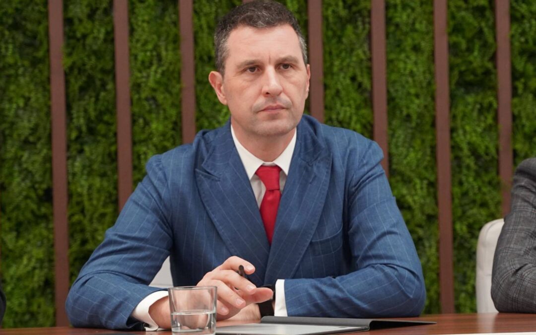 Guvernul permite utilizarea terenurilor degradate pentru proiecte de energie regenerabilă