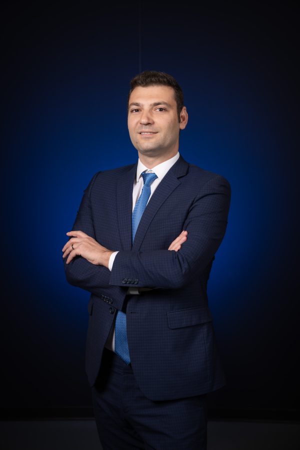 Cristian-Dragomir-CEO-WALDEVAR-Energy-600×900