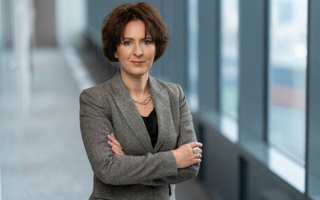 Gabriela Cacerea, Partener NNDKP: “Cele mai mari oportunități de investiții în următorii cinci ani se află în sectorul energiei regenerabile, în special în solar și eolian”
