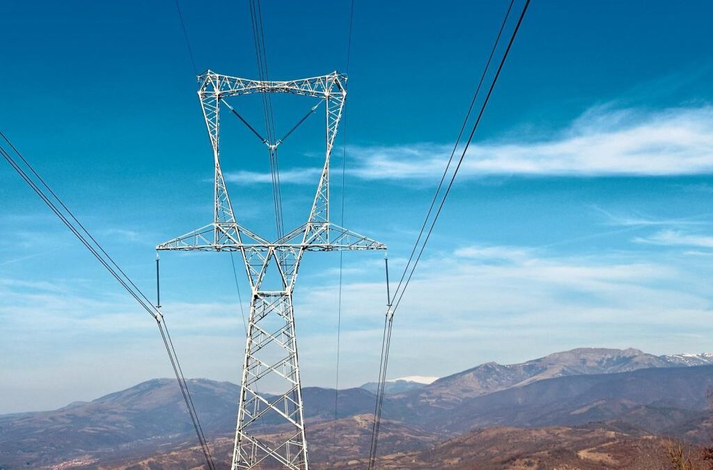 Prima zi de funcționare conectatã la SEN a Centralei Electrice cu Ciclu Combinat Mintia: Turbina cu Gaz 1 a fost sincronizatã la SEN pentru prima datã cu succes. Producția planificatã în urmãtoarele sãptãmâni de teste va contribui la stabilitatea SEN