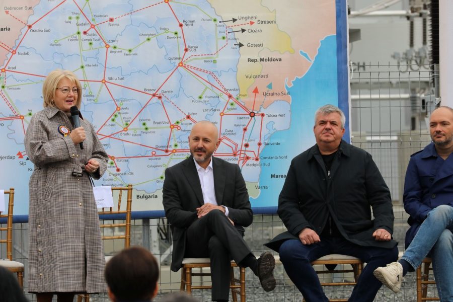 Transelectrica: Instalațiile STATCOM de la Sibiu Sud și Bradu, finanțate prin Fondul pentru Modernizare, sunt realizate în premierã în sudul Europei
